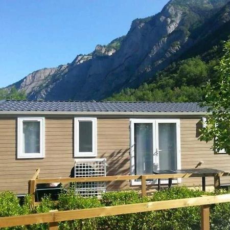 Camping 5 Etoiles - Piscine - Eeceff Le Bourg-dʼOisans Esterno foto