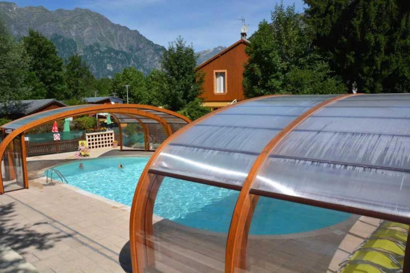 Camping 5 Etoiles - Piscine - Eeceff Le Bourg-dʼOisans Esterno foto