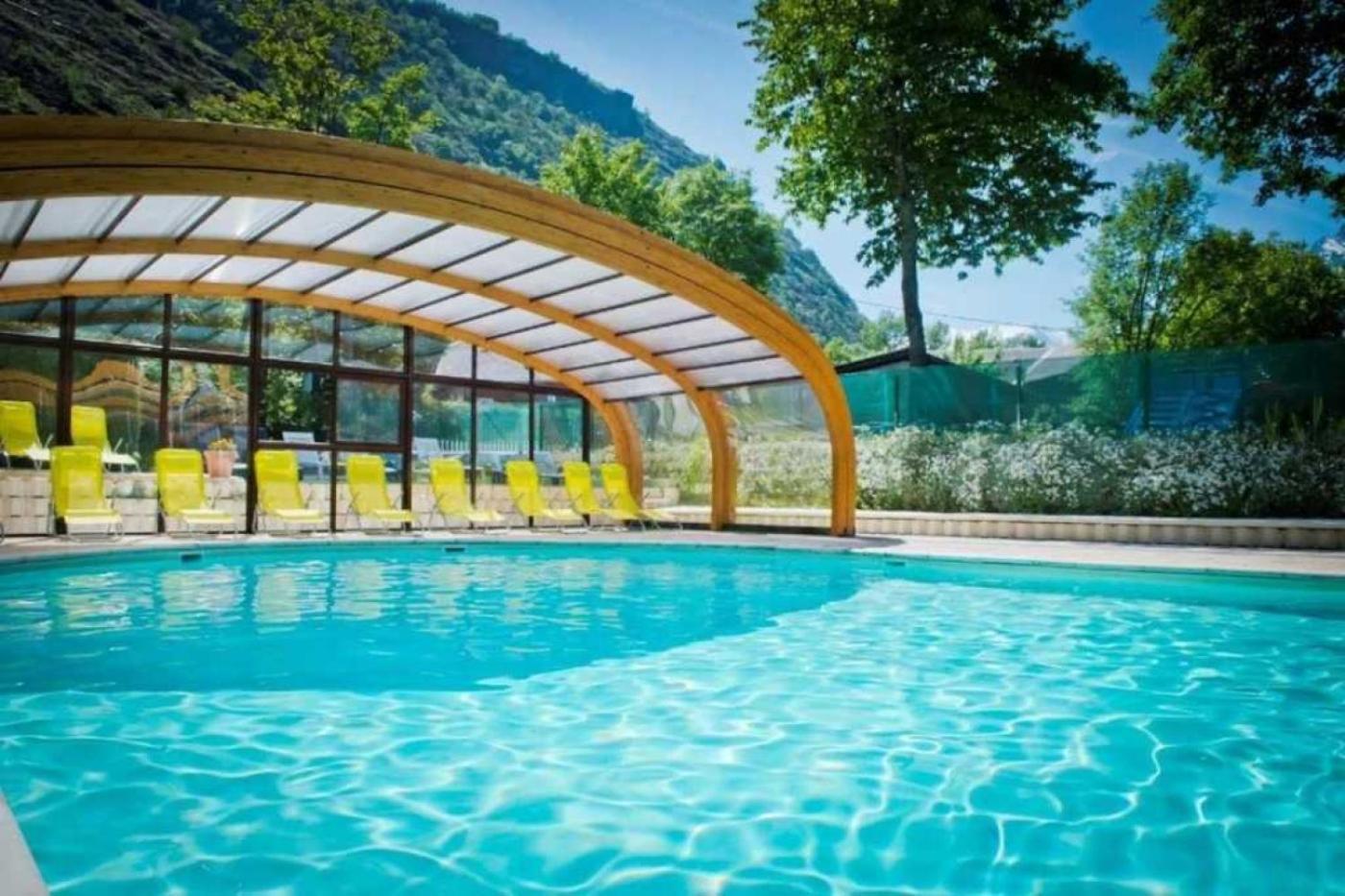 Camping 5 Etoiles - Piscine - Eeceff Le Bourg-dʼOisans Esterno foto