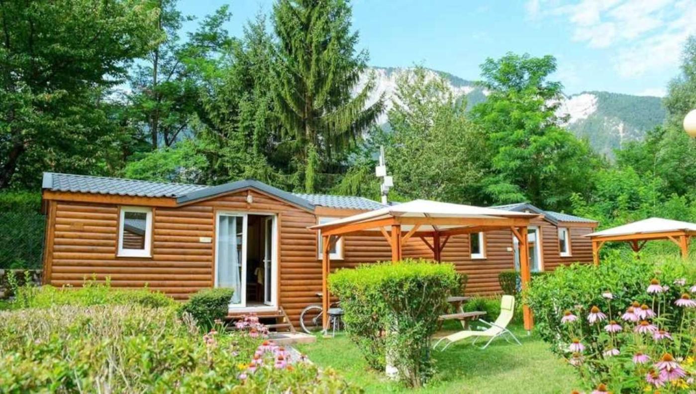 Camping 5 Etoiles - Piscine - Eeceff Le Bourg-dʼOisans Esterno foto
